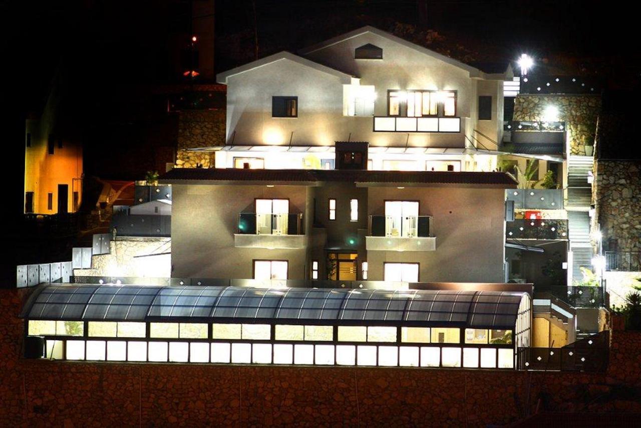 Achuza Bamarom Safed Exterior foto