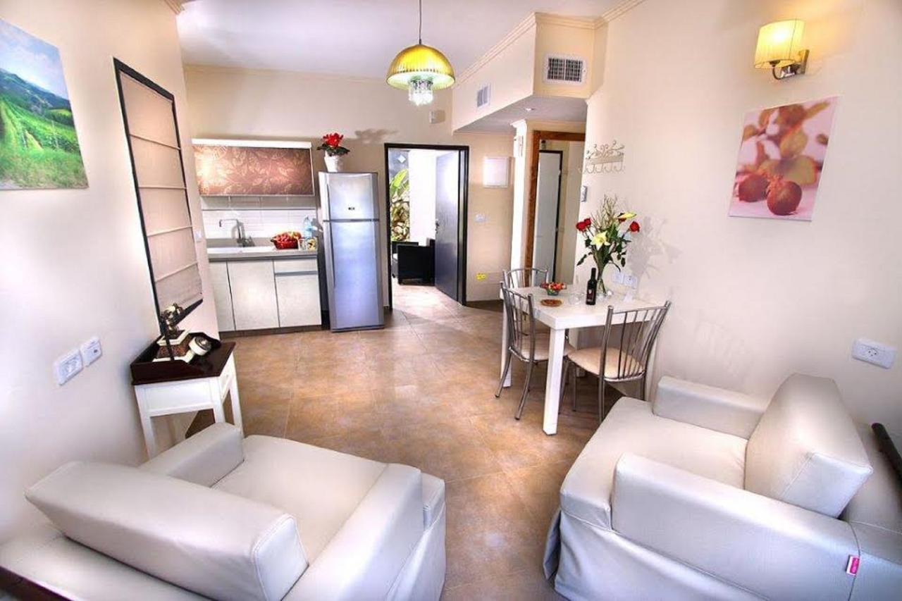 Achuza Bamarom Safed Exterior foto