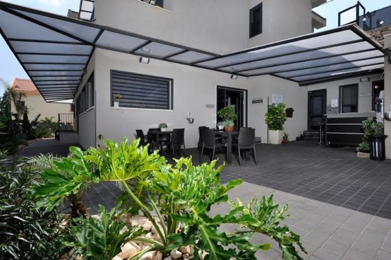 Achuza Bamarom Safed Exterior foto