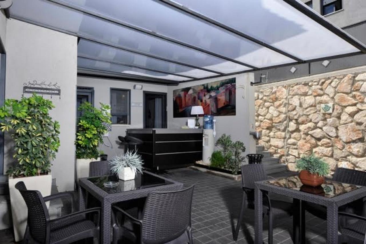 Achuza Bamarom Safed Exterior foto